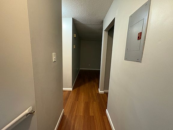 4th image of 72 Dallas Ave APT 6