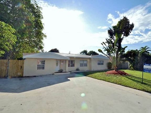 2nd image of 540 E Melrose Cir
