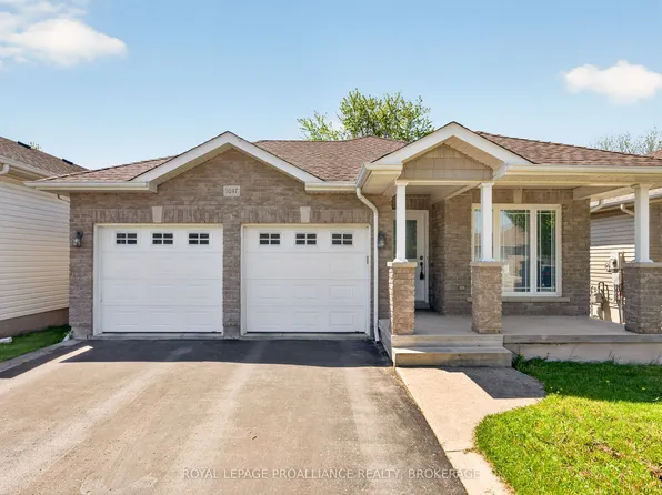 1097 Crossfield Ave, Kingston, ON K7P 0G7