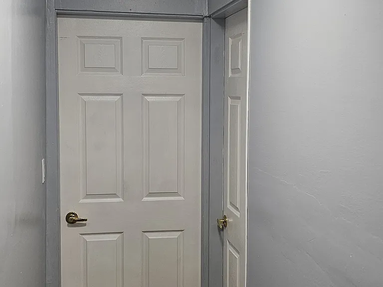 216 Macdonald Rd — Photo 17
