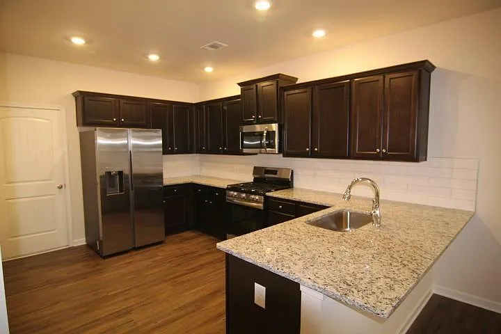 51 Briarwood Dr — Photo 9