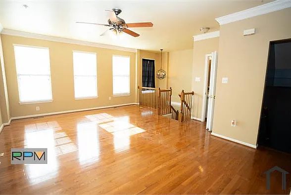 3 bed, $3,500 — Photo 4