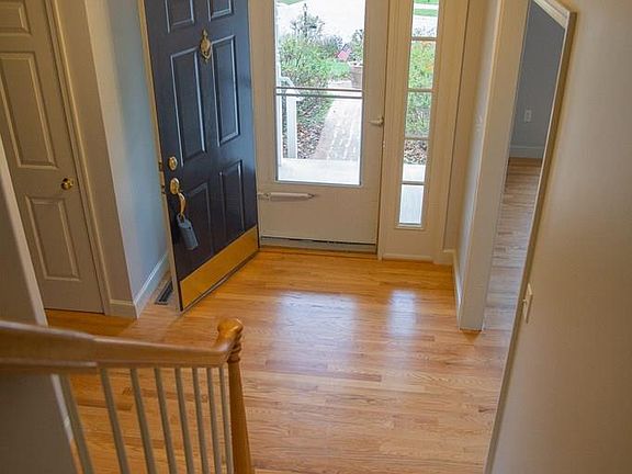 5th image of 274 Leawood Ln