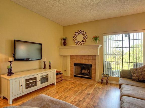 3rd image of 16376 Avenida Venusto Unit A