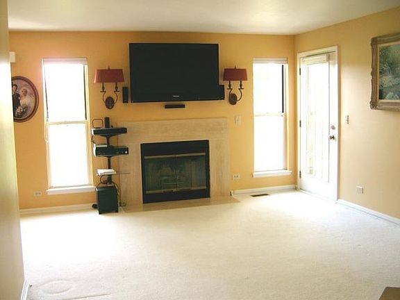3rd image of 2 Brookston Dr Unit D1