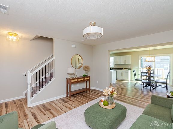 5th image of 765 Mary Lane Ext