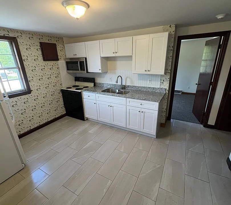 35 Groton School Rd #5