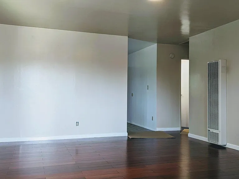 4027 Maybelle Ave #B — Photo 4