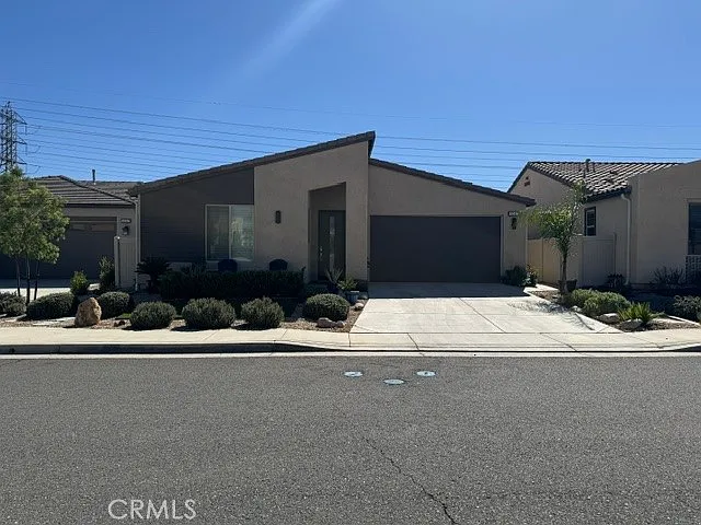 3 bed, 1677 sqft, $2,850 — Photo 2