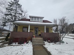 1035 Academy Street, Elroy, WI 53929