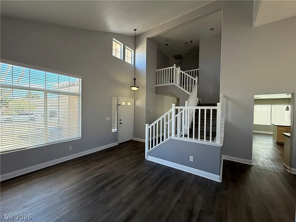 4 bed, 3.0 bath, 2177 sqft, $2,795 — Photo 4