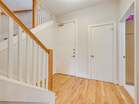2nd image of 5055 Addison Cir Penthouse 407
