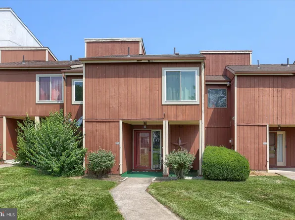 805 Brian Dr, Enola, PA 17025