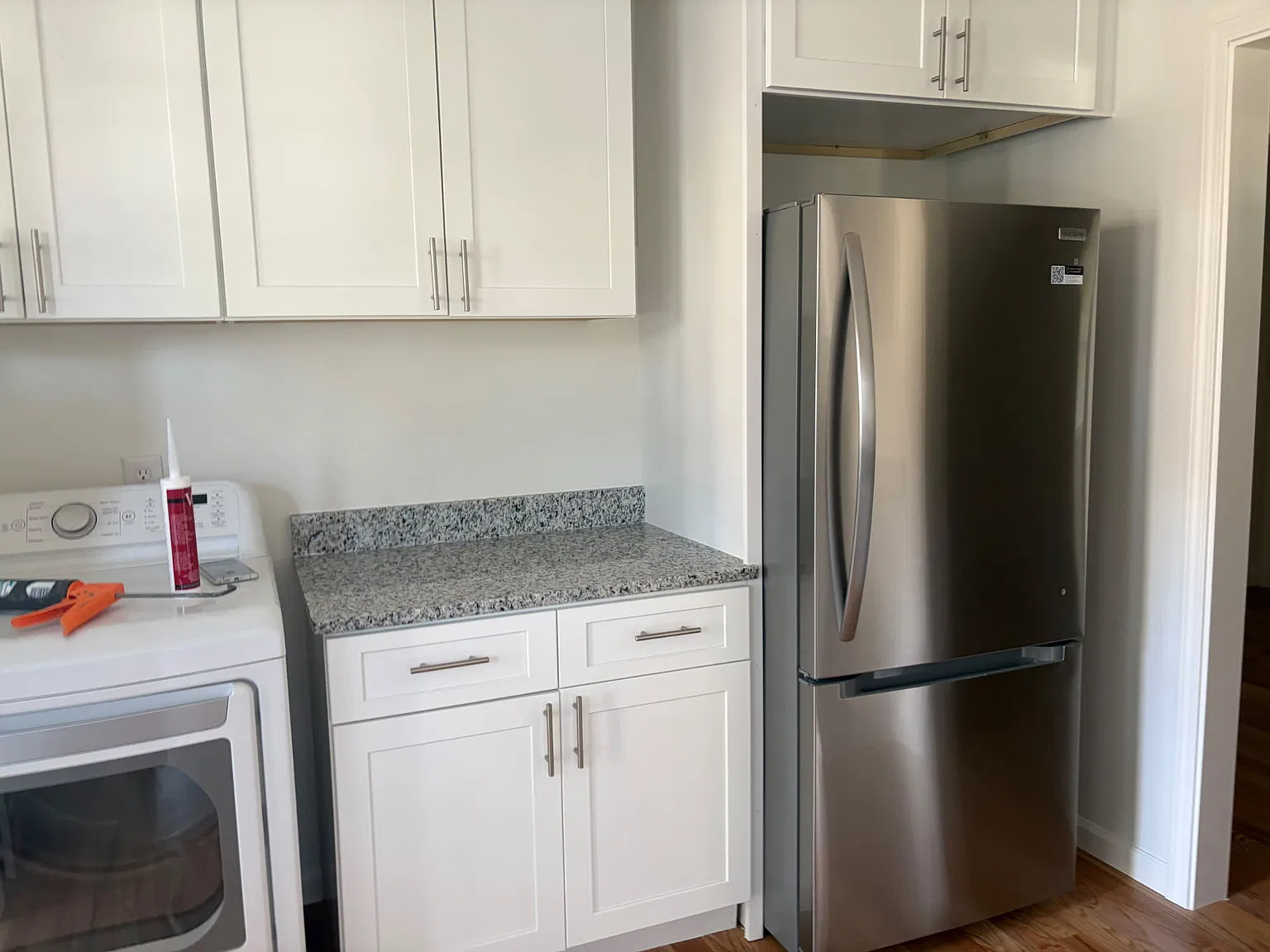 3 bed, $1,400 — Photo 2