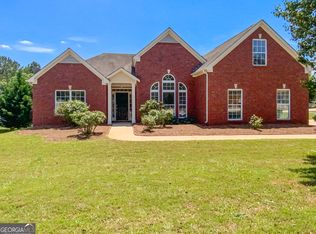 9102 Alden Dr, Locust Grove, GA
