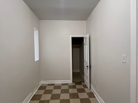 5th image of 2706 S Saint Louis Ave #2F