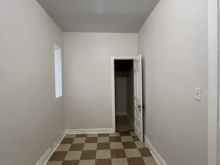 2706 S Saint Louis Ave #2F — Photo 5