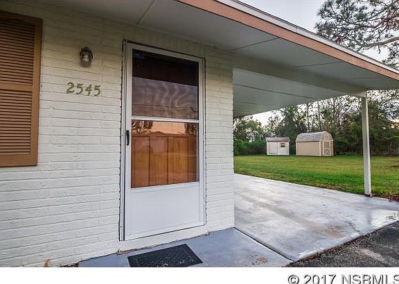 5th image of 2545 Arlington Ave
