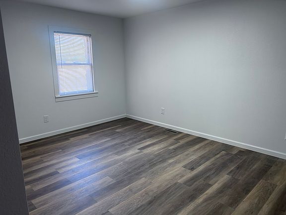 5th image of 205 N Smith St