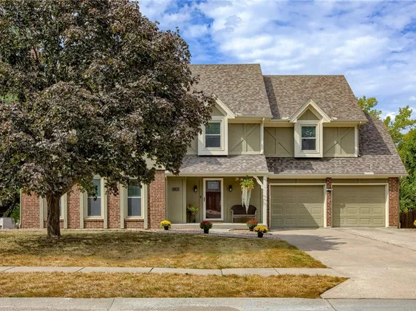 1124 Wellington Way, Liberty, MO 64068