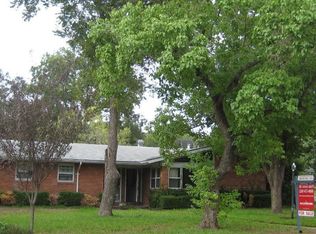 302 Forrest Hill Dr, San Antonio, TX 78209
