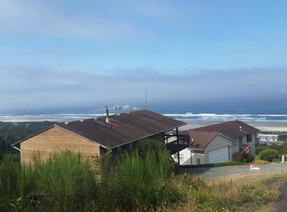 401 Longview Loop, Rockaway Beach, OR 97136