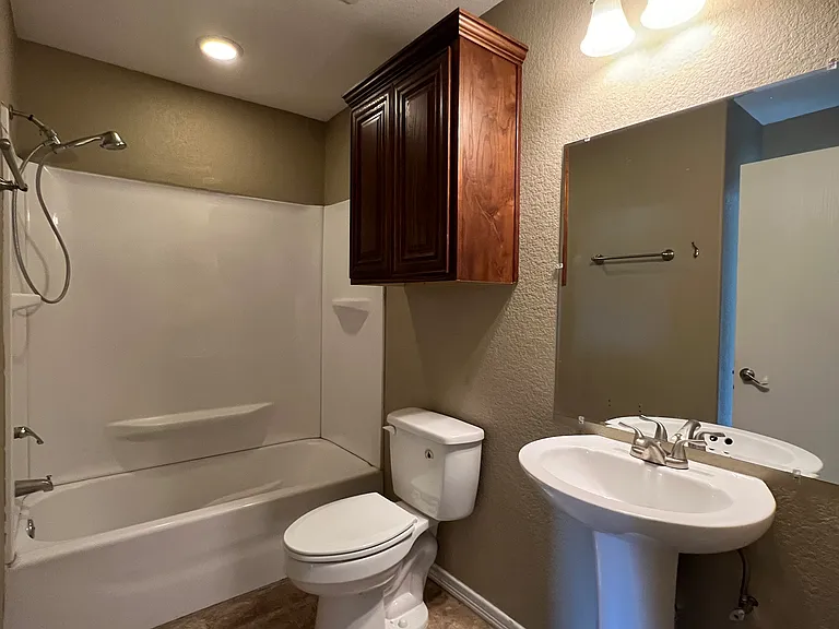 1470 N Belknap St — Photo 13