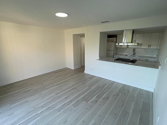 2nd image of 5280 N Church Ave #456
