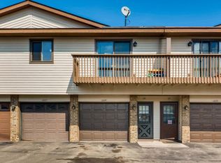 11119 Edgewood Cir N, Champlin, MN 55316