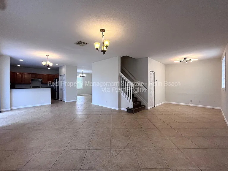 6786 Aliso Ave — Photo 12