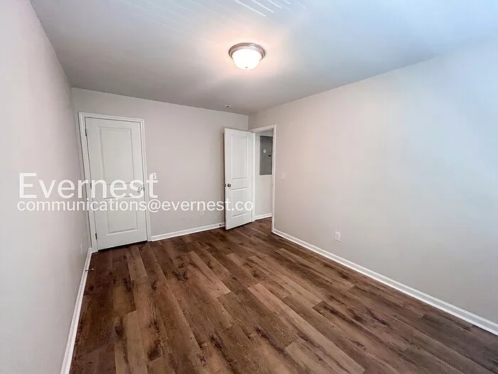 3574 Saratoga Cir — Photo 16
