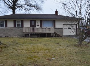 4712 Crabwood Dr, Youngstown, OH