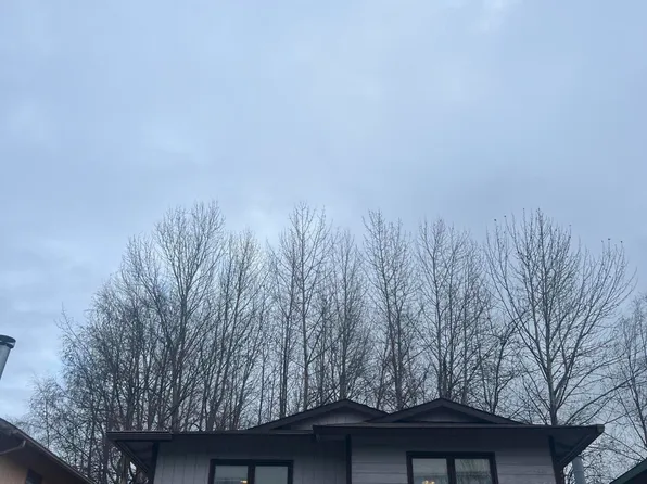 7631 Little Bend Cir, Anchorage, AK 99507