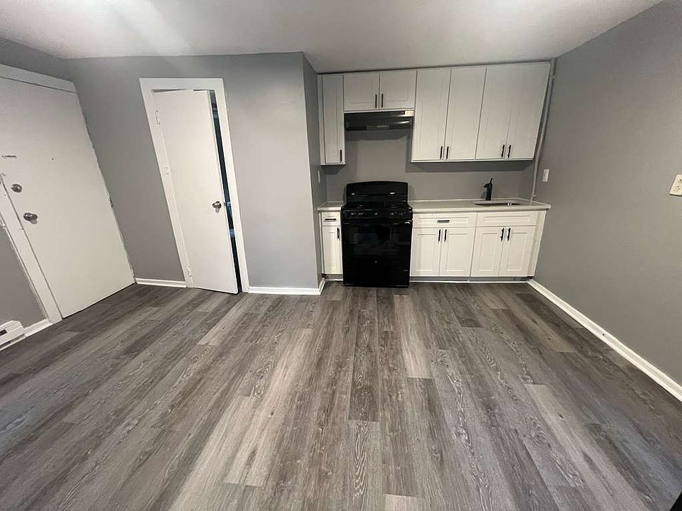 1st image of 93 Spruce St #1R