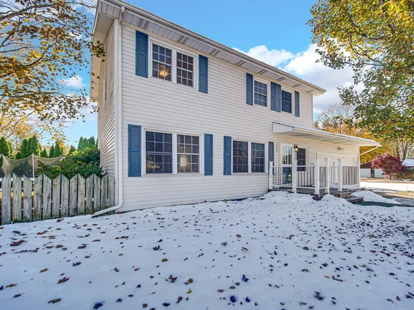 1006 W 21st St, La Porte, IN 46350