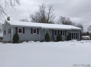 22 Homestead Rd E, Clinton, NY 13323