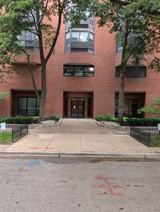 899 S Plymouth Ct APT 1703, Chicago, IL, 60605