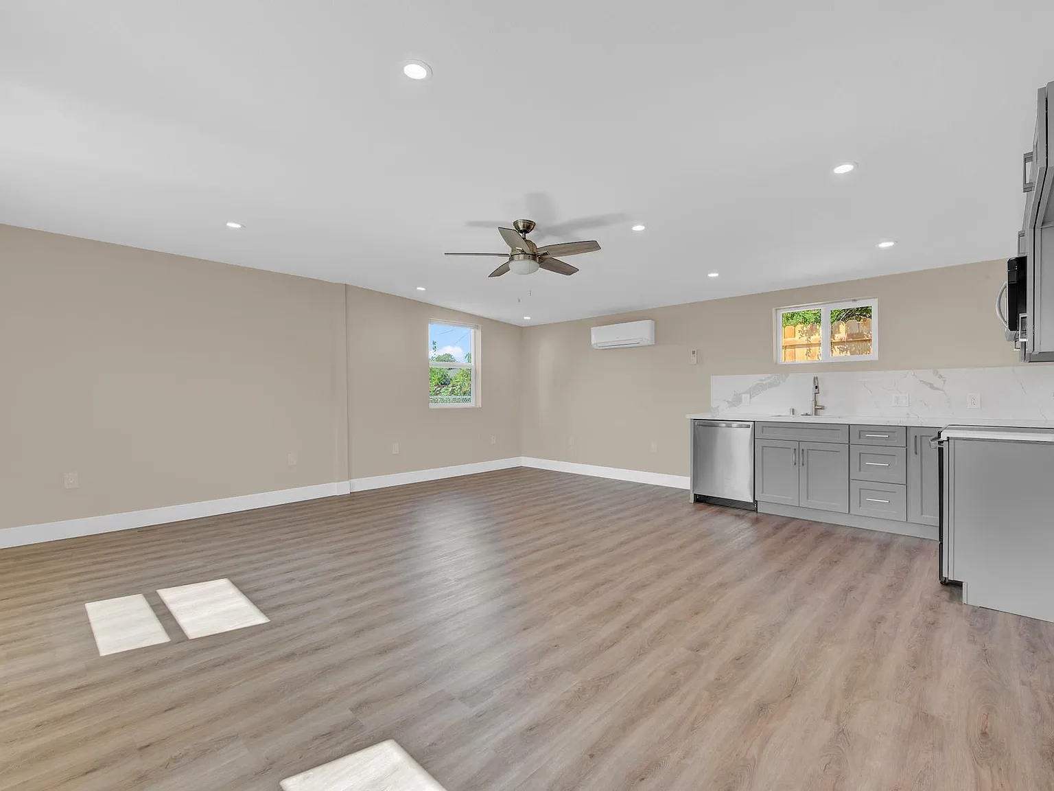 Studio, 520 sqft, $1,750 — Photo 4