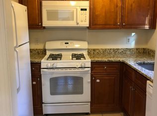 263 Old Town House Rd, West Yarmouth, MA 02673