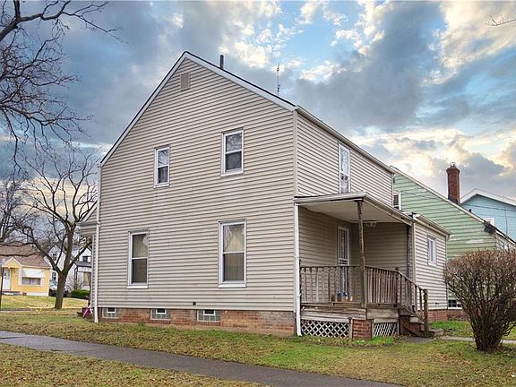 3rd image of 15502 Westview Ave