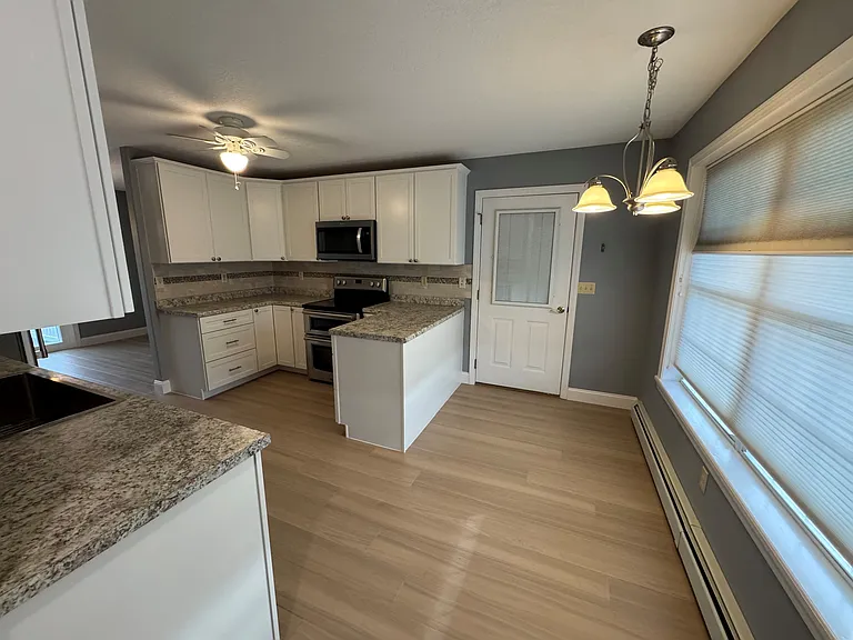 6 Cardinal Way — Photo 4
