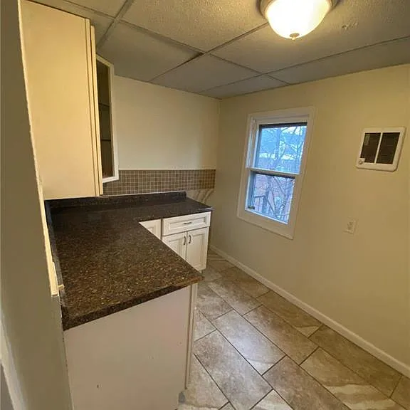 1641 W Turner St #2 — Photo 2