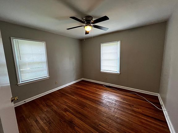 5th image of 1400 9th Ave