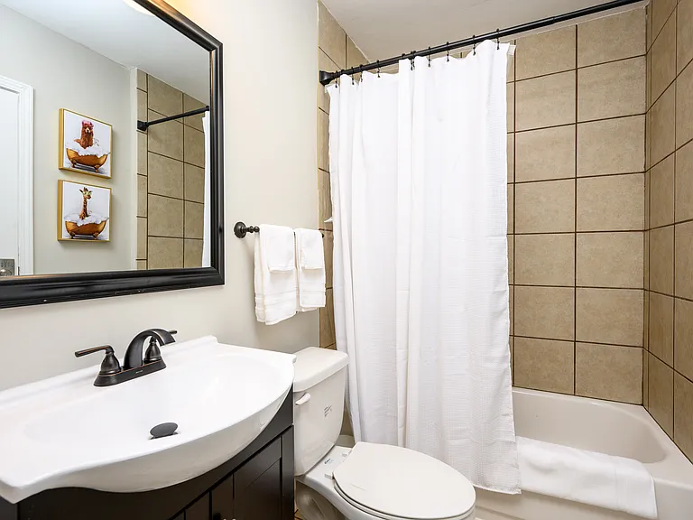 230 W Edwin Cir — Photo 11
