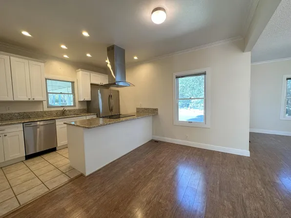 1487 Oak Ave, Saint Helena, CA 94574