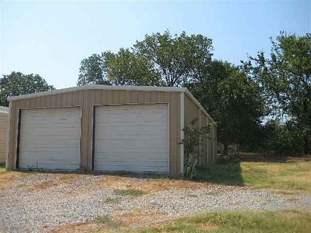 2nd image of 4123 Tranquil Ln