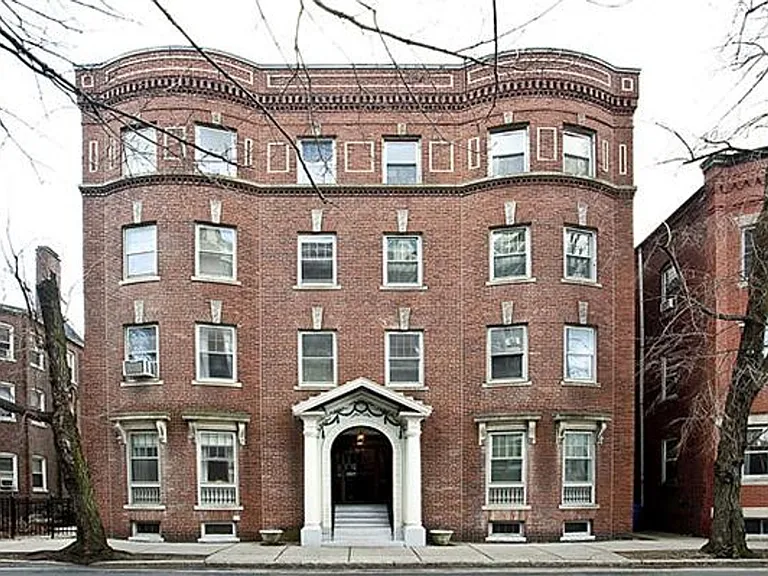 18 Winchester St #24 — Photo 10