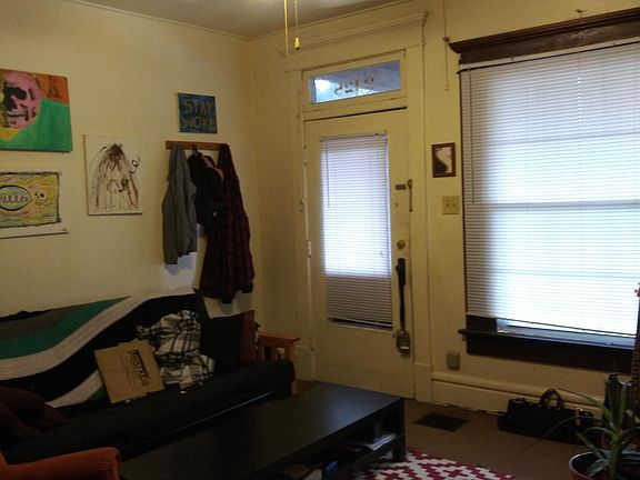 5th image of 2428 Indianola Ave APT A