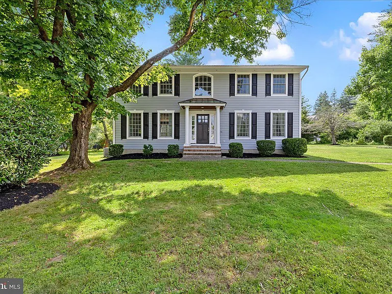 206 Snowden Ln — Photo 4