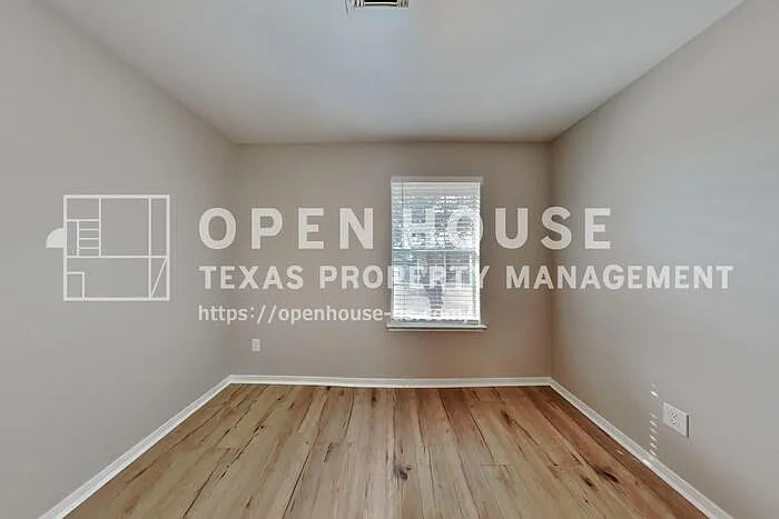 4818 Twisting Rd — Photo 18